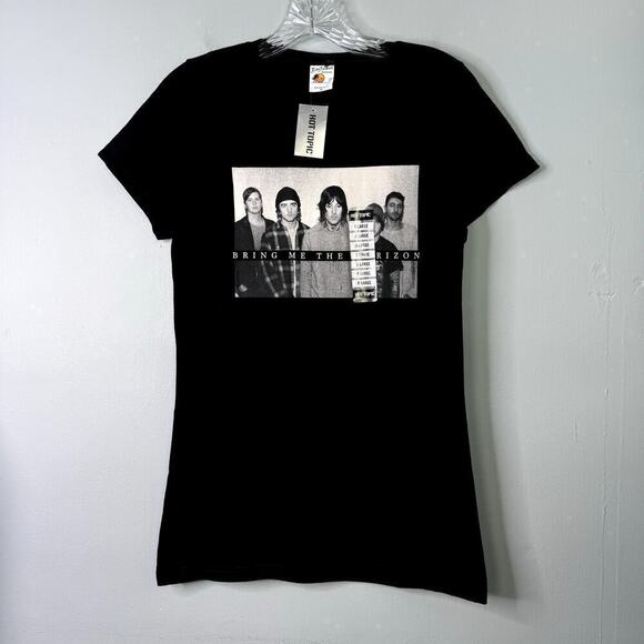 Hot Topic Bring Me The Horizon Black and White Group Shot T-Shirt Juniors' Sz XL - Picture 1 of 11